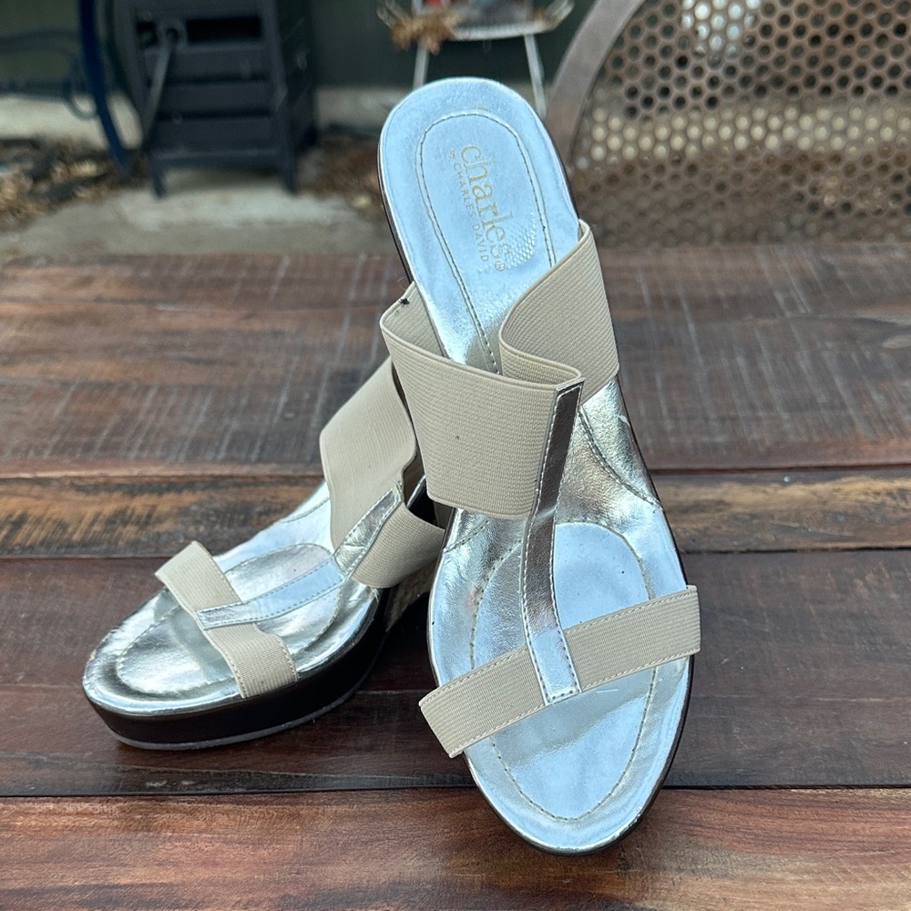 Charles David Women's Silver and Tan Sandals size 8